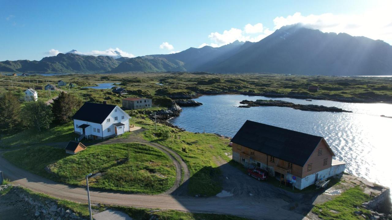 Villa Borgvag - A Unique Seafront Villa In The Heart Of Lofoten Bostad Екстер'єр фото
