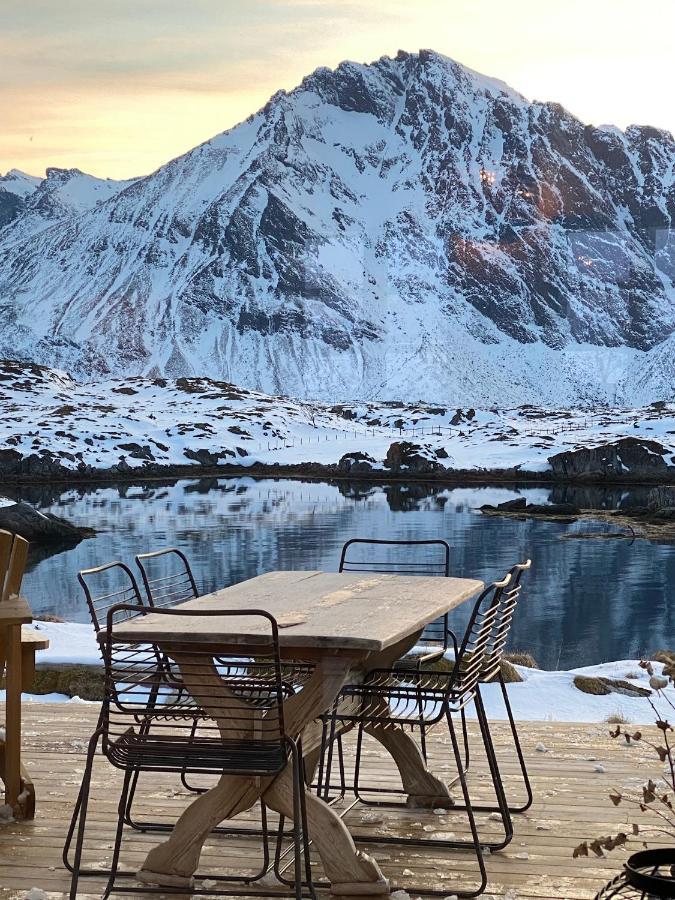 Villa Borgvag - A Unique Seafront Villa In The Heart Of Lofoten Bostad Екстер'єр фото