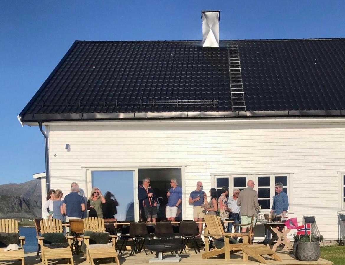 Villa Borgvag - A Unique Seafront Villa In The Heart Of Lofoten Bostad Екстер'єр фото