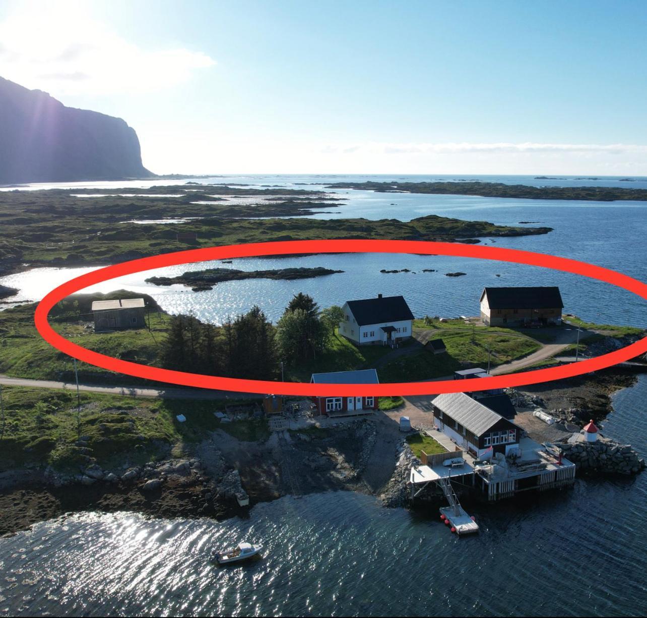 Villa Borgvag - A Unique Seafront Villa In The Heart Of Lofoten Bostad Екстер'єр фото
